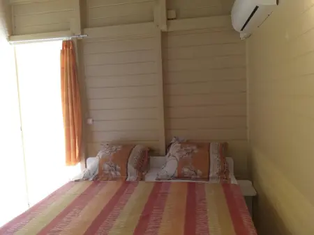 Appartement moderne à Sainte-Rose de 46 m² avec jardin privé - Photo 4