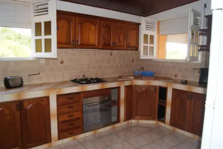 Appartement spacieux à Sainte-Luce - Jardin & Vue montagne - Photo 2