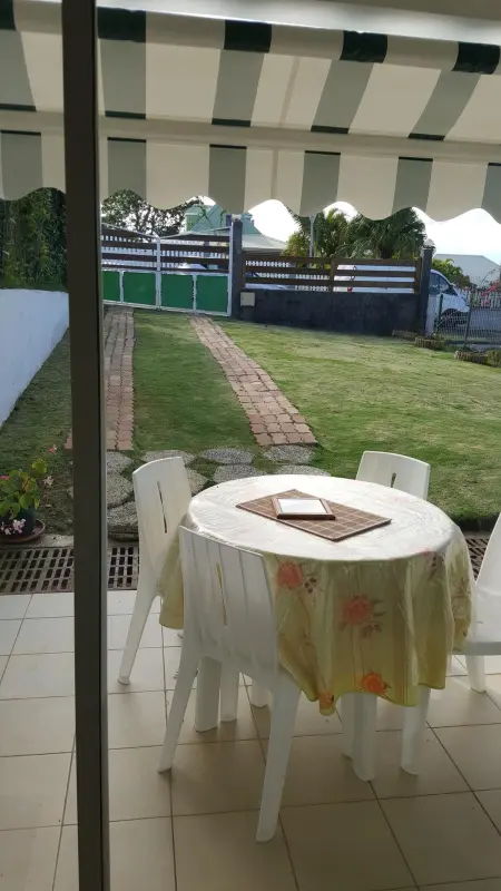 Appartement charmant à Baie Mahault avec belle terrasse – 30 m² - Photo 5