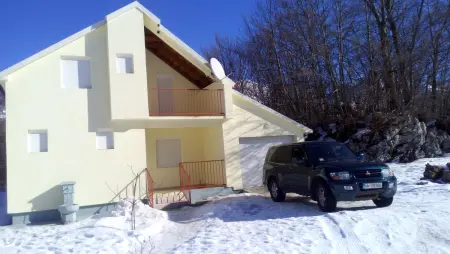 Chalet charmant à Herceg Novi avec jardin clôturé - Photo 3
