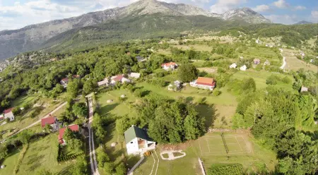 Chalet charmant à Herceg Novi avec jardin clôturé - Photo 18