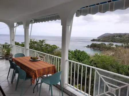 Maison accueillante avec vue sur la mer à Deshaies + Terrasse - Photo 2