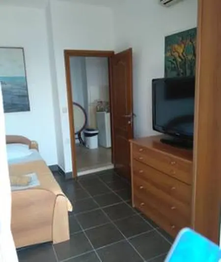 Appartement confortable à Ulcinj avec vue sur la mer et jardin - Photo 9