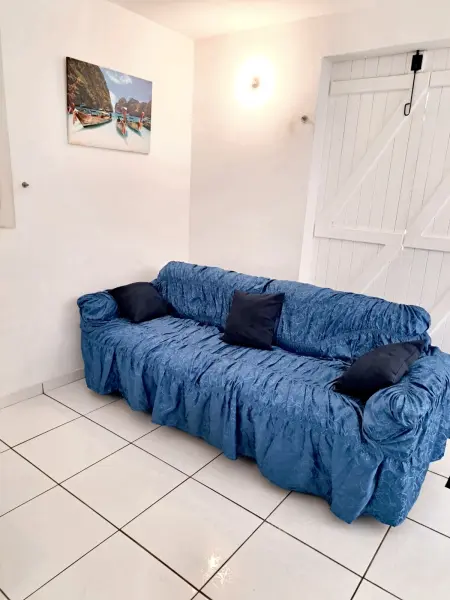 Maison confortable à Le Moule avec piscine partagée - Photo 2