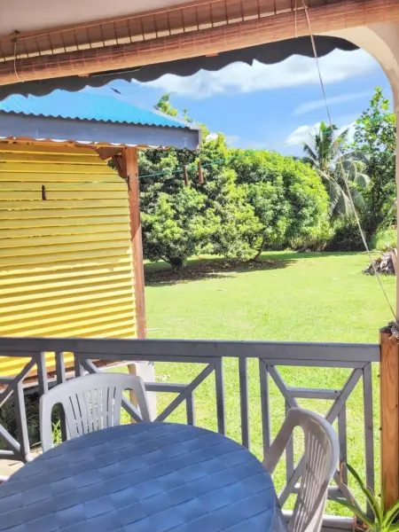 Appartement charmant à Baie Mahault - 70 m², vue montagne - Photo 9