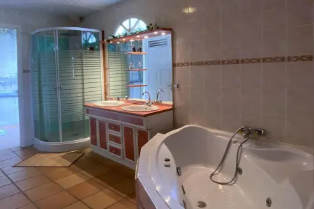 Maison de Charme Les Trois-Îlets, Vue Mer, Maison 6 personnes à Les Trois Îlets - Photo 13