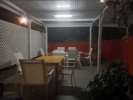 Appartement spacieux à Sainte-Anne avec piscine partagée. - Photo 18