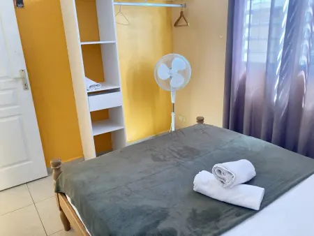 Appartement spacieux à Bouillante avec piscine partagée - Photo 9