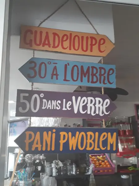Bungalow charmant à Saint-François avec piscine partagée - Photo 13