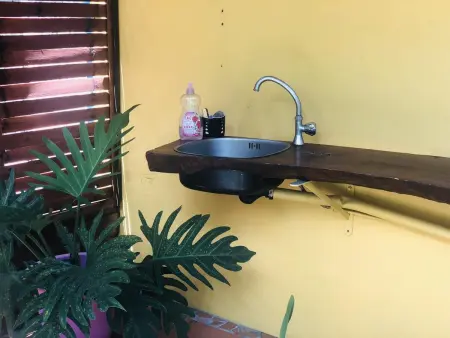 Studio charmant à Basse Terre, vue sur jardin, 15 m² - Photo 5