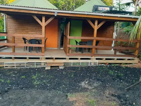 Bungalow charmant à Petit-Bourg avec jardin privé - Photo 1