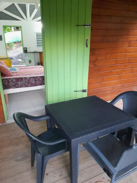Bungalow charmant à Petit-Bourg avec jardin privé - Photo 11