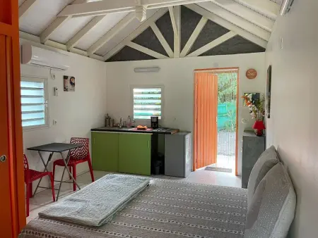 Bungalow charmant à Petit-Bourg avec jardin privé - Photo 16