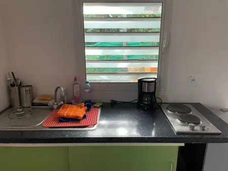 Bungalow charmant à Petit-Bourg avec jardin privé - Photo 17