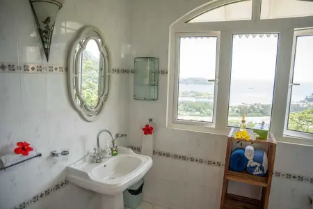 Appartement élégant aux Mamelles, 400 m², vue mer - Photo 8