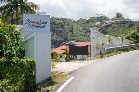 Appartement élégant aux Mamelles, 400 m², vue mer - Photo 13