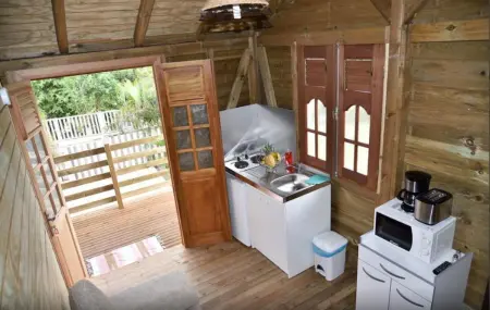 Chalet charmant à Bouillante avec piscine partagée - Photo 7
