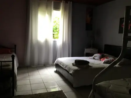 Villa chaleureuse près de Le Tampon avec piscine partagée - Photo 22