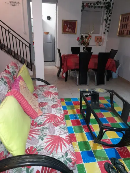 Maison charmante à Saint-Pierre avec parking et Wi-Fi. - Photo 2