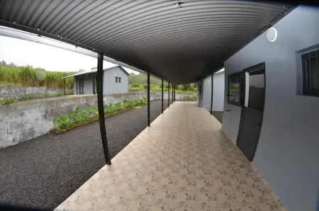 Maison avec vue sur mer à Saint Joseph, terrasse et jardin clôturé - Photo 12