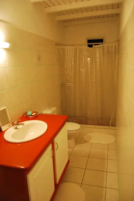 Maison charmante Grand-Bourg, Maison 4 personnes à Grand Bourg - Photo 10