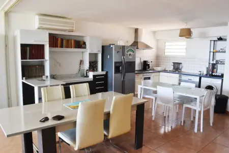Appartement vue mer Saint-Gilles 80 m² calme et confortable - Photo 11