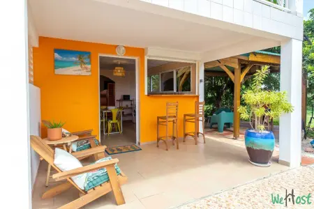 Appartement charmant à Le Marin - 48 m², jardin - Photo 2