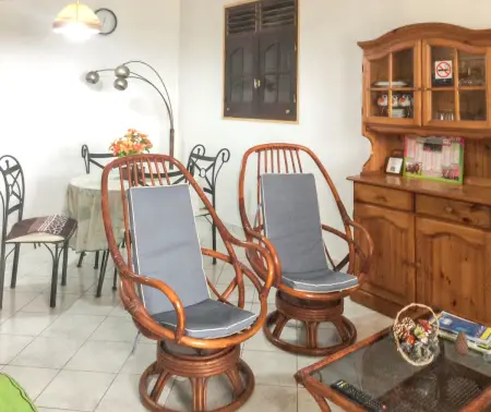 Appartement spacieux à Petit Canal - 65 m² - Vue sur jardin - Photo 8