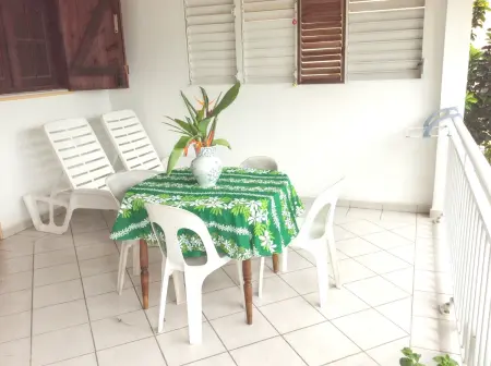Appartement spacieux à Petit Canal - 65 m² - Vue sur jardin - Photo 11