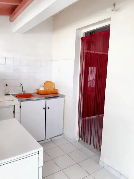 Studio confortable aux Abymes, 28 m², proche des plages. - Photo 3