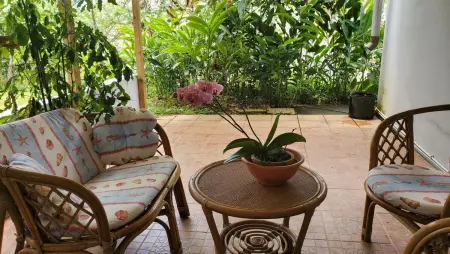 Appartement charmant à Sainte-Rose - 70m² avec terrasse - Photo 10
