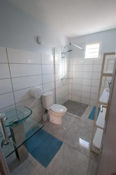 Appartement charmant à Deshaies, piscine partagée, 46 m² - Photo 6