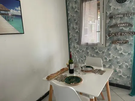 Maison charmante à Bras-Panon avec piscine et jardin - Photo 23