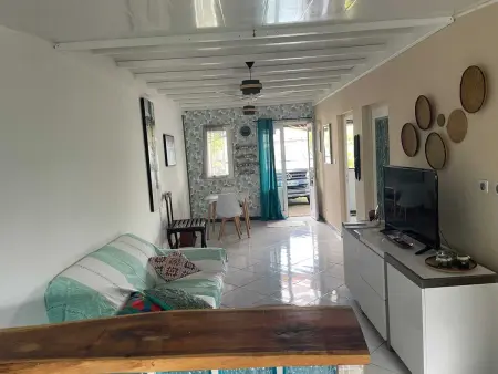 Maison charmante à Bras-Panon avec piscine et jardin - Photo 45