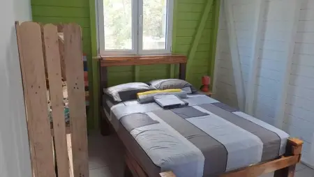 Bungalow charmant à Anse-Bertrand avec terrasse privée - Photo 2
