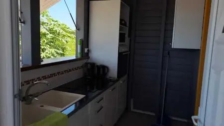 Bungalow charmant à Anse-Bertrand avec terrasse privée - Photo 9