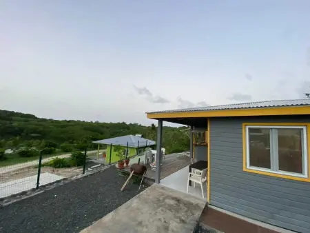 Bungalow charmant à Anse-Bertrand avec terrasse privée - Photo 33