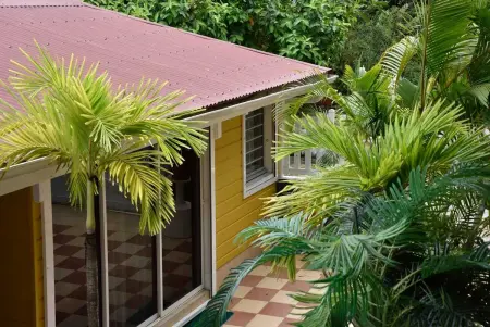 Bungalow charmant à Le Gosier avec jardin clos et parking - Photo 11