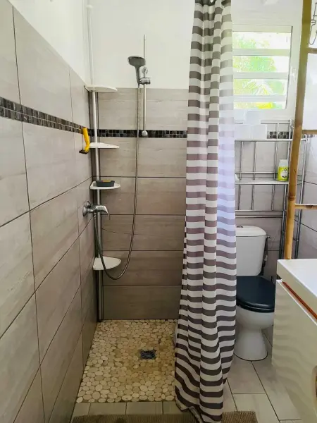 Maison confortable Le Diamant 40 m² avec piscine - Photo 16