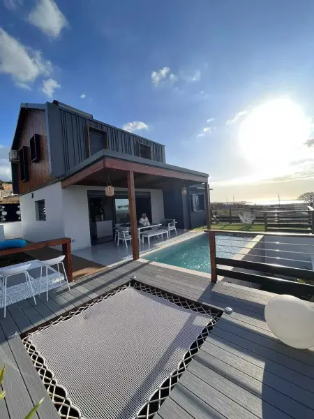 Villa élégante avec piscine privée à Saint Paul + Vue sur la mer - Photo 1