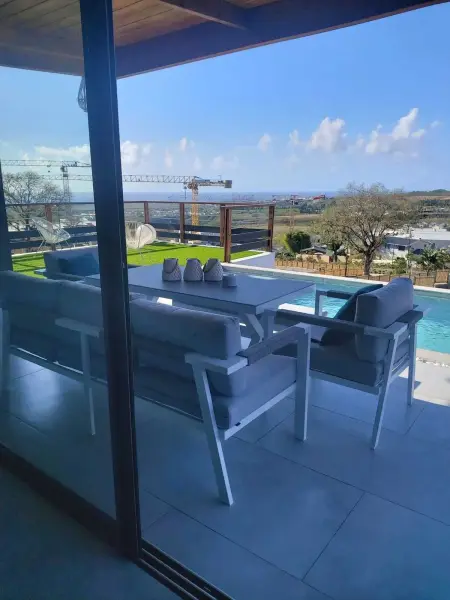 Villa élégante avec piscine privée à Saint Paul + Vue sur la mer - Photo 19