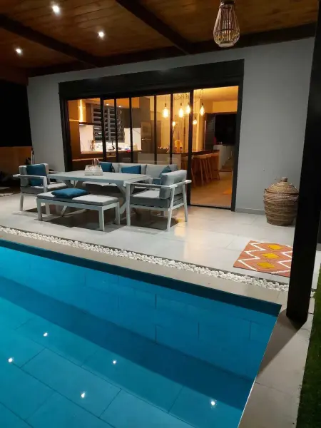 Villa élégante avec piscine privée à Saint Paul + Vue sur la mer - Photo 21