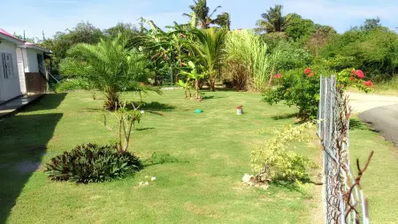 Maison accueillante à Anse-Bertrand avec jardin privé 70 m² - Photo 22