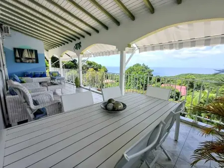 Location spacieuse à Deshaies avec vue sur la mer et montagne - Photo 20