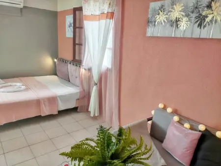 Maison intime à Plessis Nogent avec piscine partagée - Photo 1