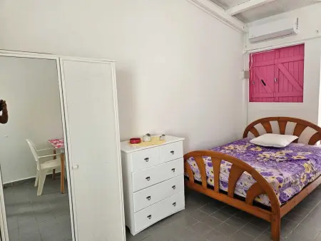 Bungalow charmant au Moule avec vue sur jardin, Bungalow 3 personnes à Le Moule - Photo 1