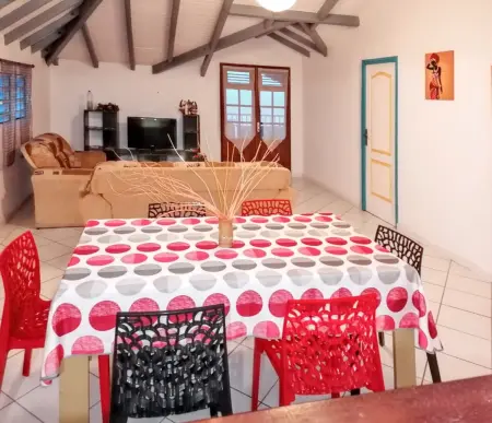 Appartement spacieux à Deshaies avec vue sur mer - Photo 5