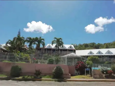 Studio agréable à Sainte-Anne de 30 m² avec piscine partagée - Photo 8