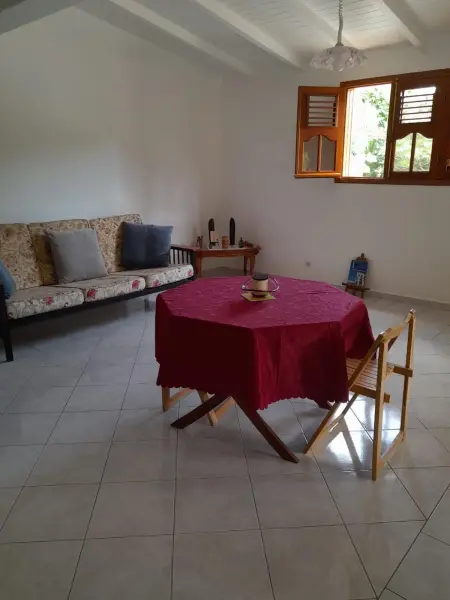 Appartement spacieux à Morne-à-l'Eau de 90 m² avec jardin privé - Photo 7