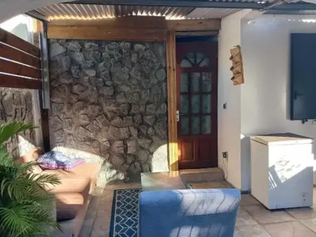 Maison accueillante à Saint-Leu avec vue imprenable - Photo 16